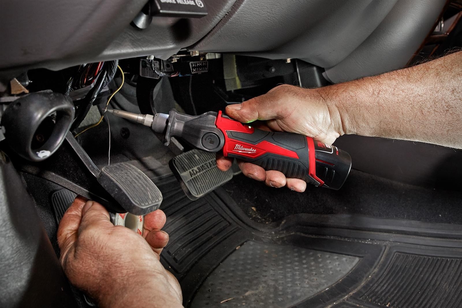 Milwaukee Tool 2488 20 Milwaukee M12 Soldering Irons DX Engineering
