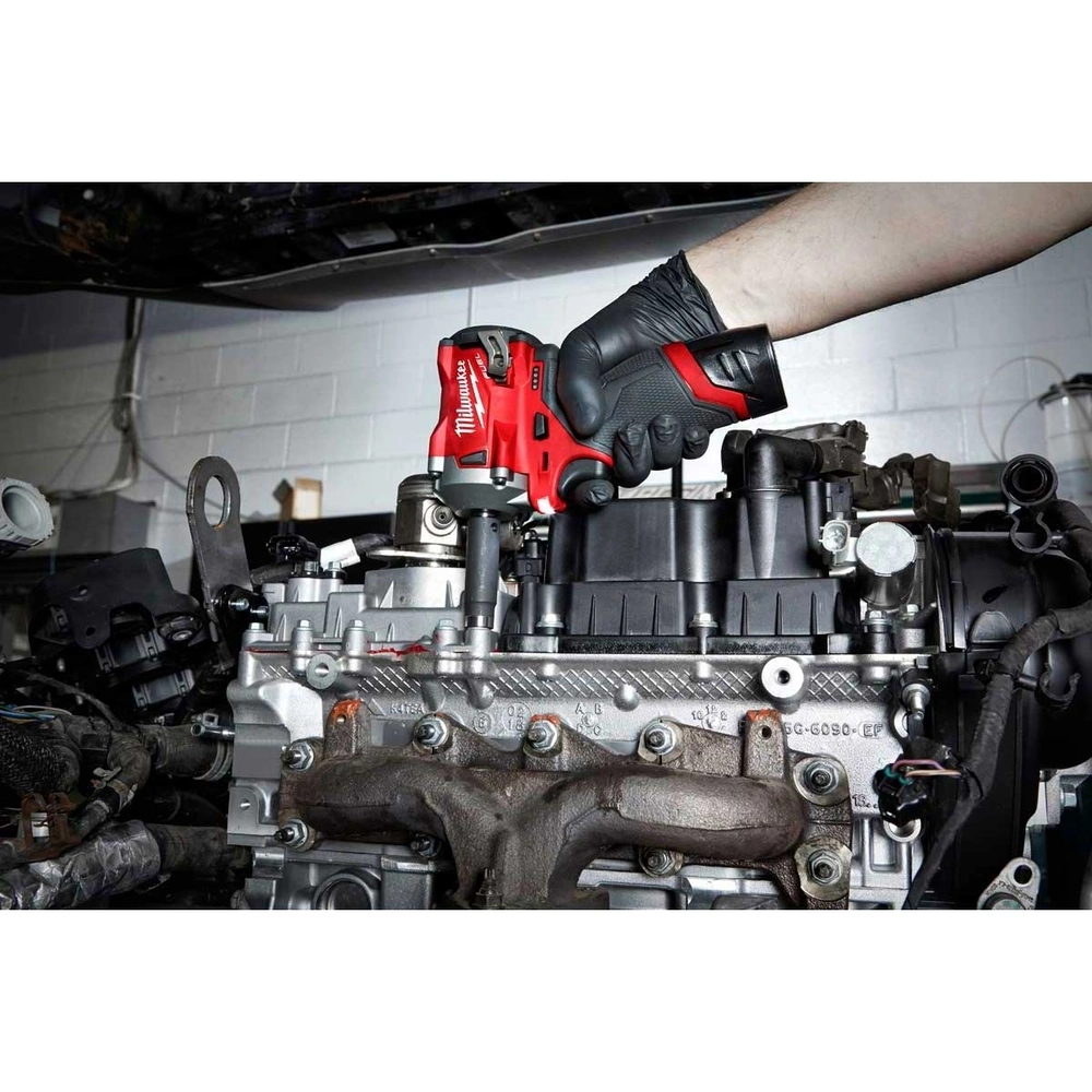 milwaukee 3/8 stubby impact m12
