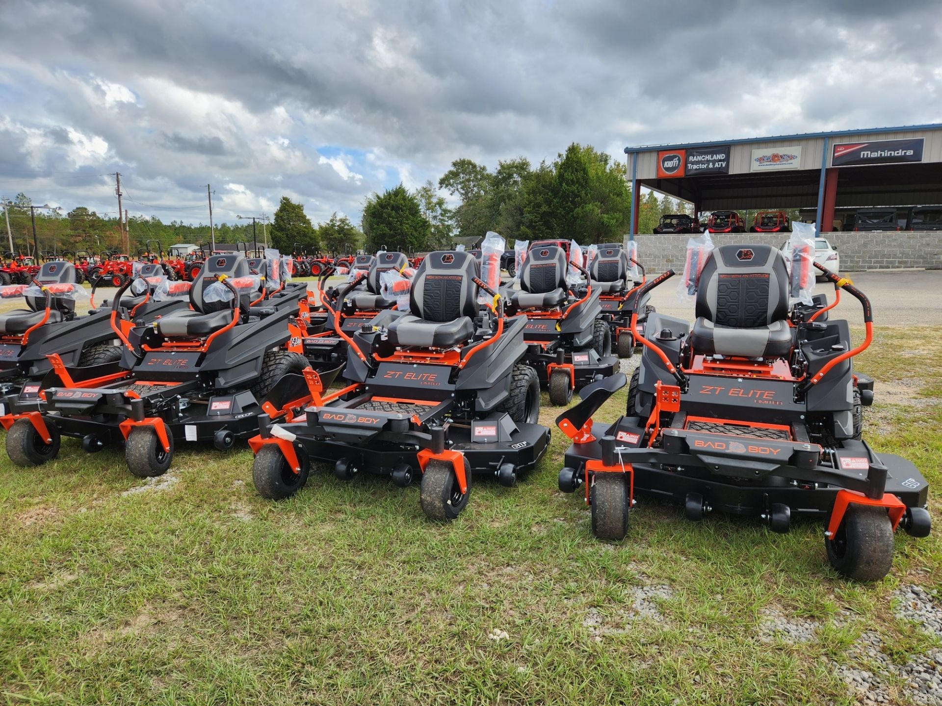 New 2023 Bad Boy Mowers Limited Edition ZT Elite 60 In Kohler Confidant 25 Hp Lawn Mowers Riding In Saucier MS Orange