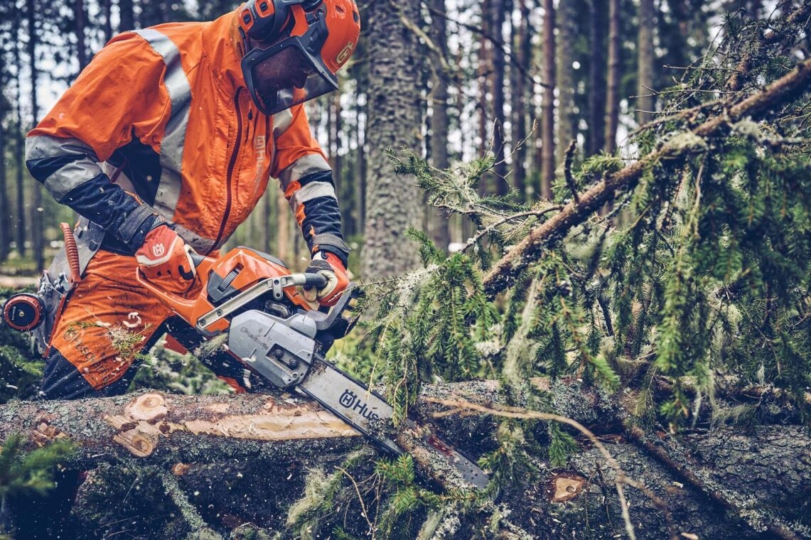 husqvarna 550 xp mark 2 vs 562