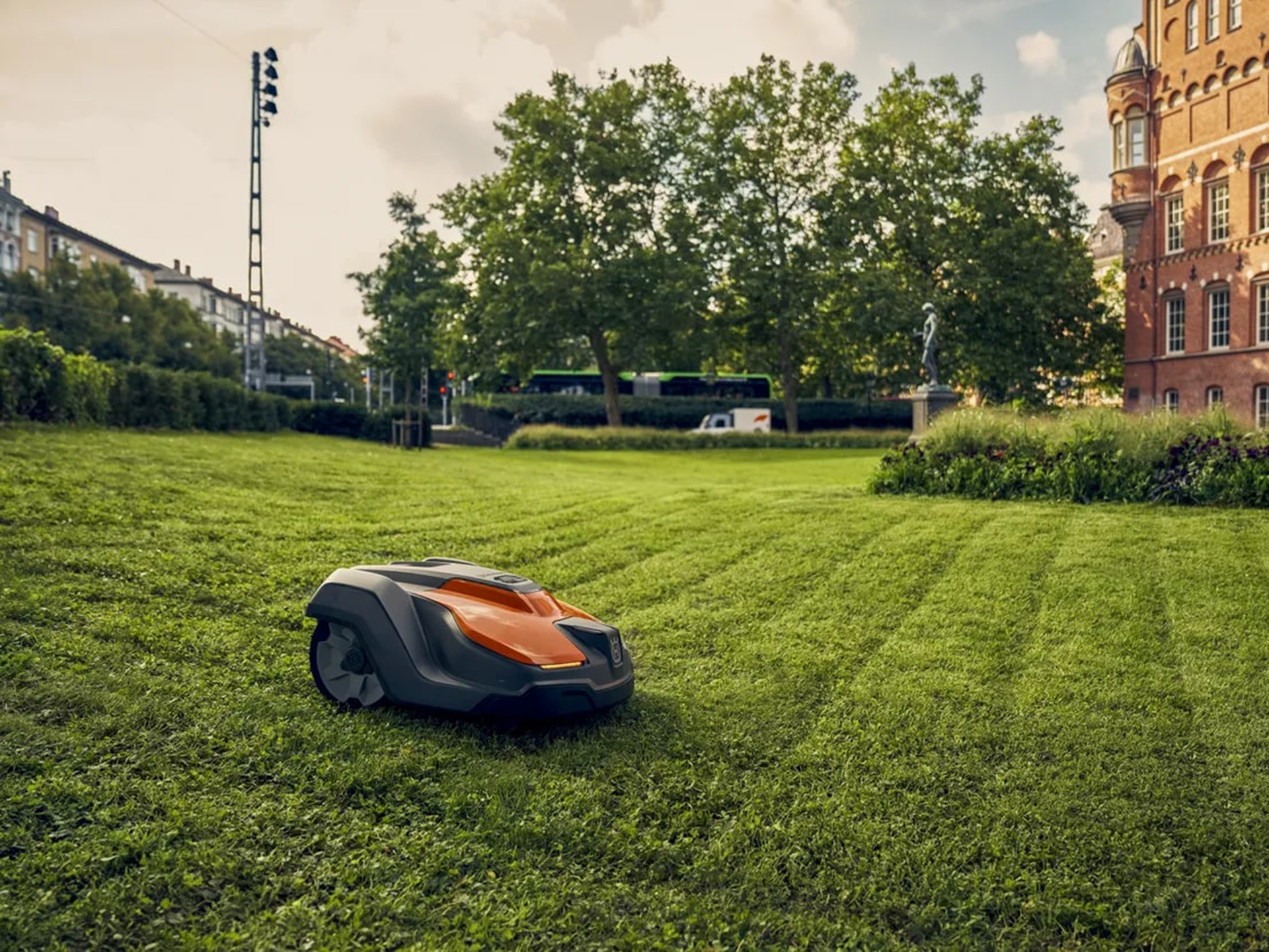 New Husqvarna Power Equipment Automower 520 EPOS Lawn Mowers In Fairview UT Stock Number 