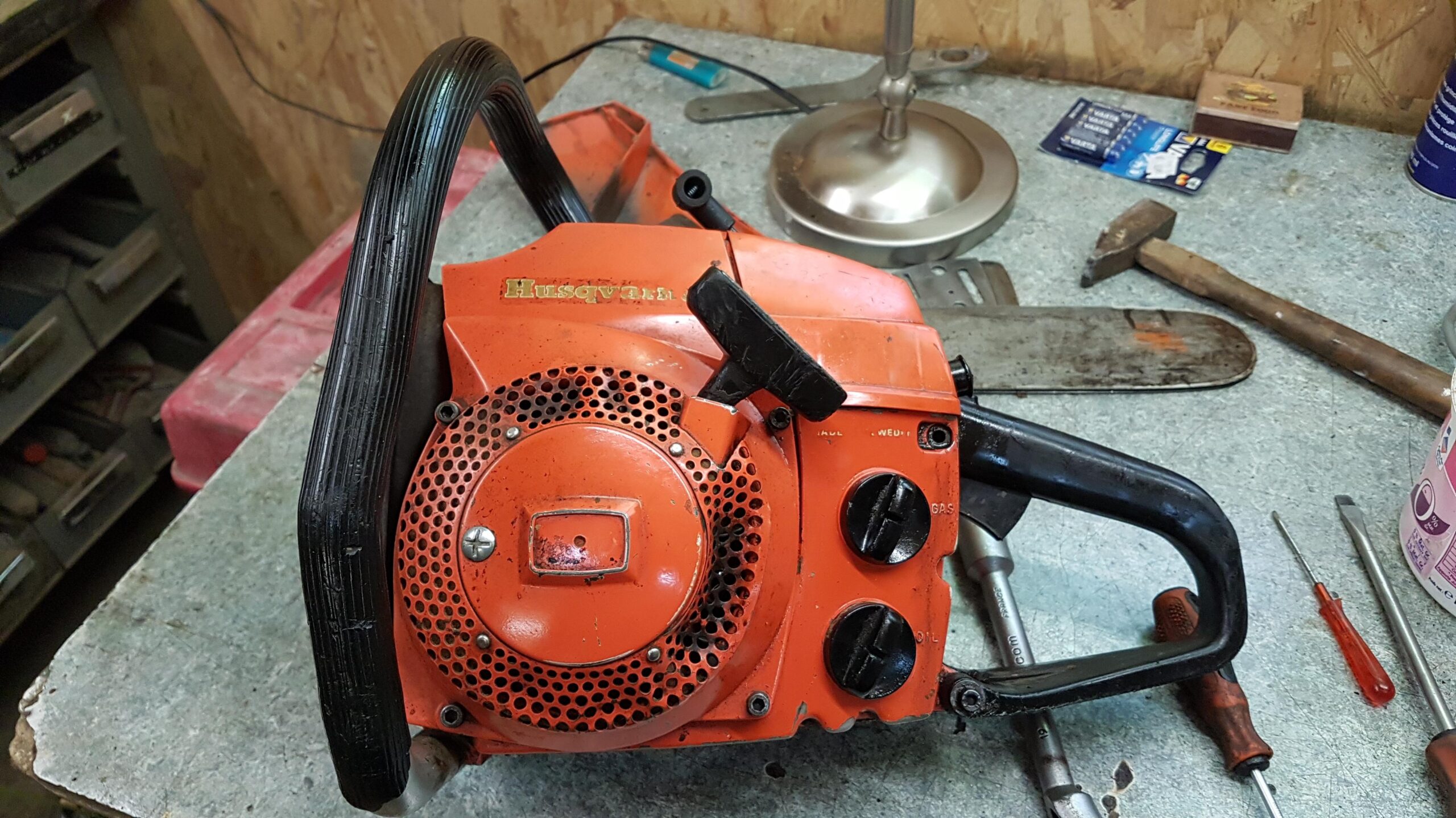 husqvarna l65 chainsaw
