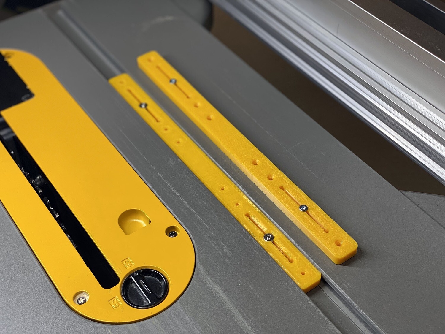 Perfect Fit Miter Bars For Dewalt Table Saws Drop In 