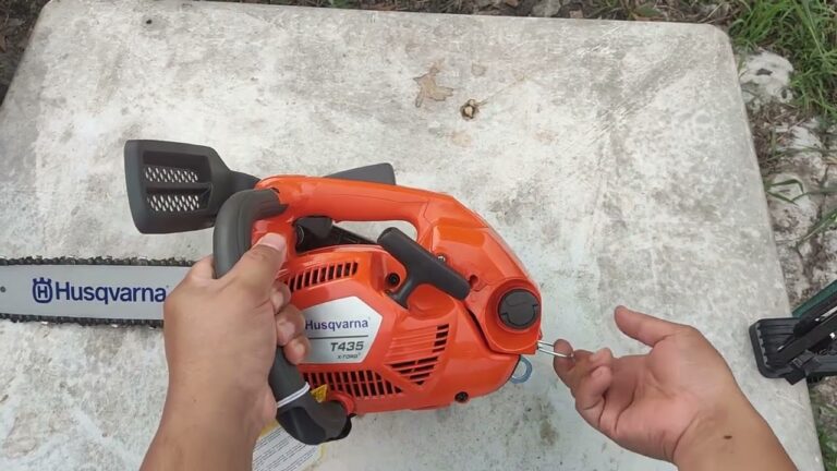 Review Husqvarna T435 One Hand Chainsaw YouTube