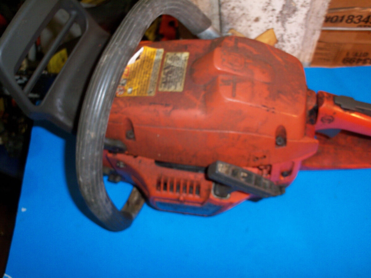 USED Husqvarna 350 Chainsaw W 18 BAR CHAIN NEEDS REPAIR 52 EBay
