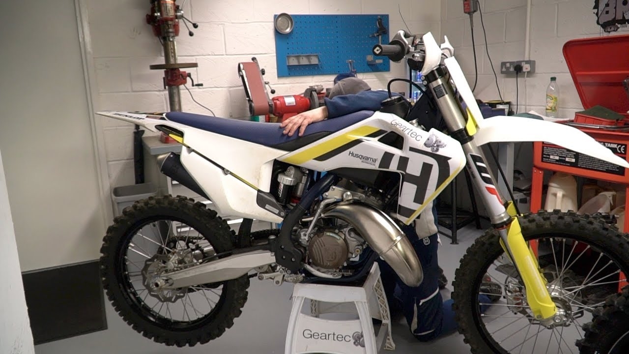 How To Change Gearbox Oil On A Dirt Bike Motocross Bike YouTube