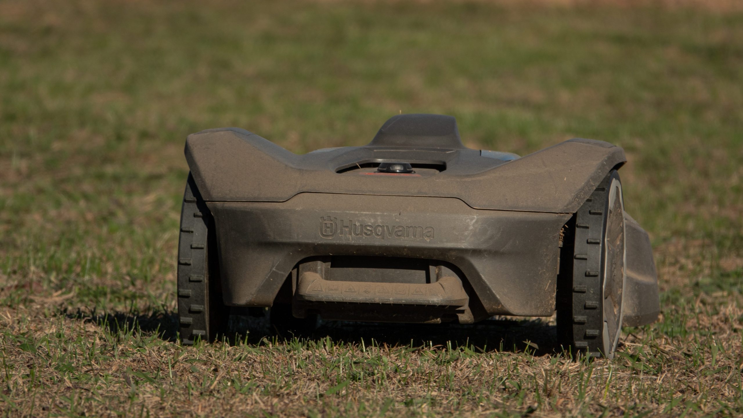 Husqvarna Automower 430X NERA With Husqvarna EPOS Review The Robot Lawnmower For A Larger Property