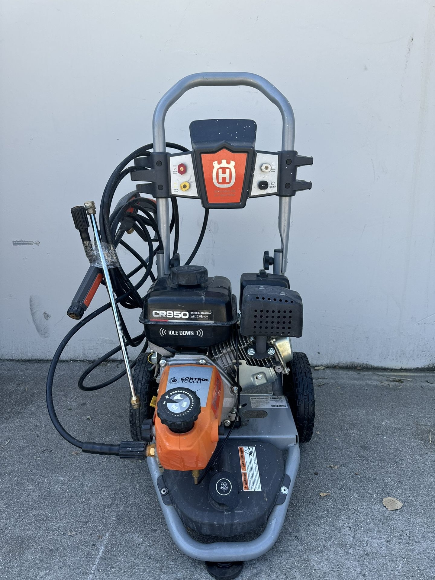 Husqvarna CR950 208cc Gas Pressure Washer Heavy Duty Reliable Husqvarna CR950 208cc Gas Pressure Washer Heavy Duty Reliable