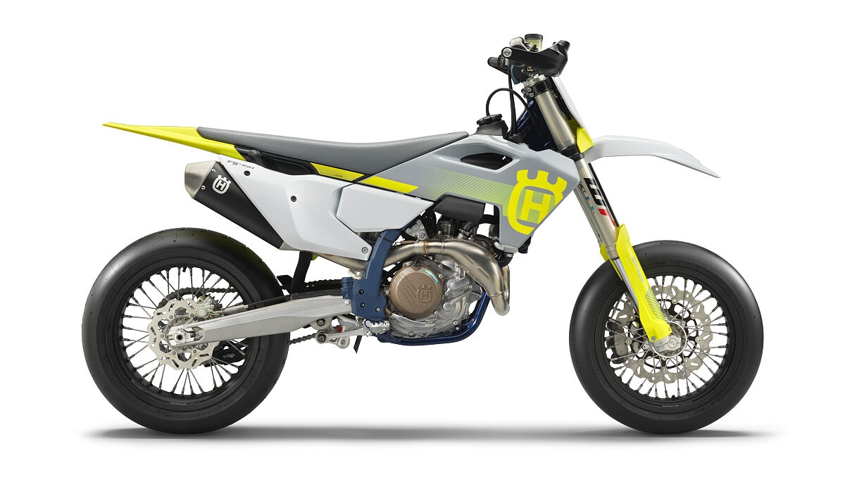 HUSQVARNA MOTORCYCLES REVEALS EXCITING NEW LOOK FOR THE 2024 FS 450 Husqvarna Motorcycles HUSQVARNA MOTORCYCLES REVEALS EXCITING NEW LOOK FOR THE 2024 FS 450 Husqvarna Motorcycles