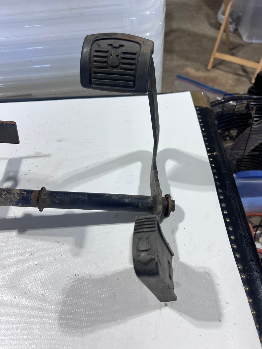 Husqvarna YTH21K46 Foot Pedal Shaft Assembly 532197865 532400980 4751 EBay