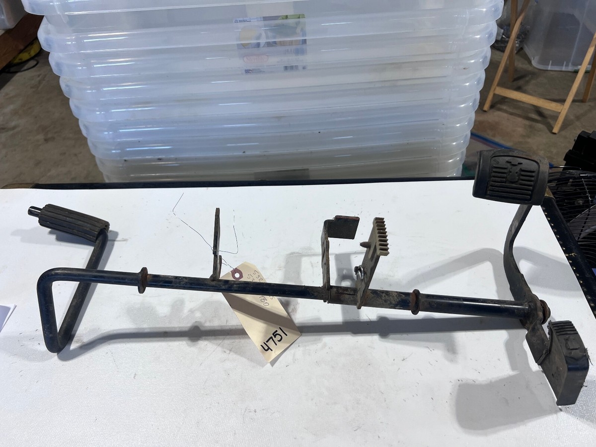 Husqvarna YTH21K46 Foot Pedal Shaft Assembly 532197865 532400980 4751 EBay