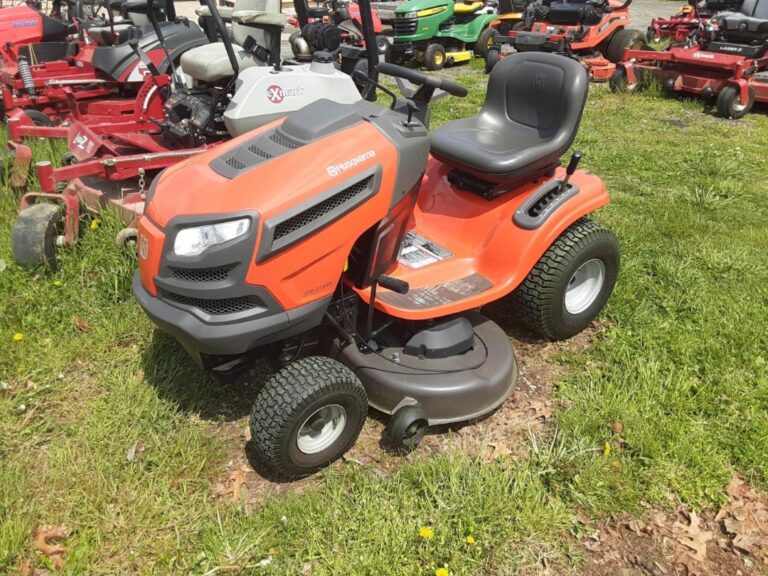 Used Husqvarna YTH21K46